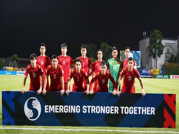 Bóng đá VN 13/12: Đội tuyển Việt Nam cố gắng thắng đẹp Indonesia