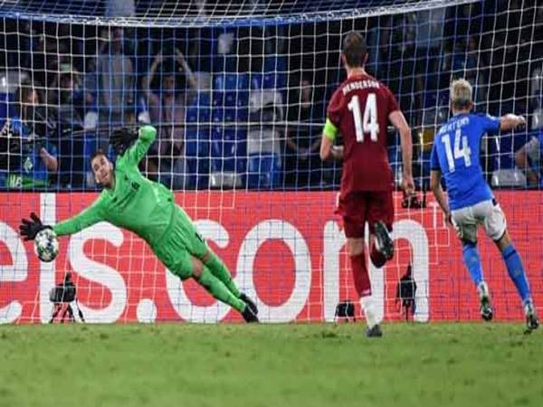 Tin bóng đá QT ngày 2/11: Liverpool hạ bệ hiện tượng Napoli