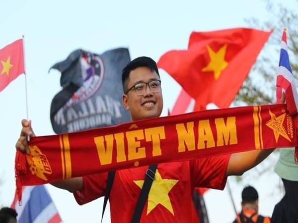 BĐVN 28/4: Cổ động viên khó có vé xem U22 Việt Nam thi đấu
