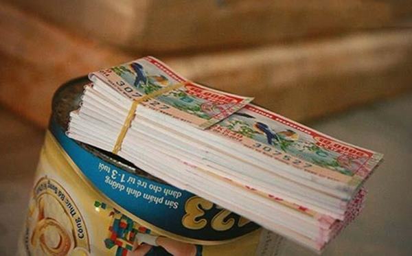 Tiền trúng thưởng xổ số Tiền trúng thưởng xổ số