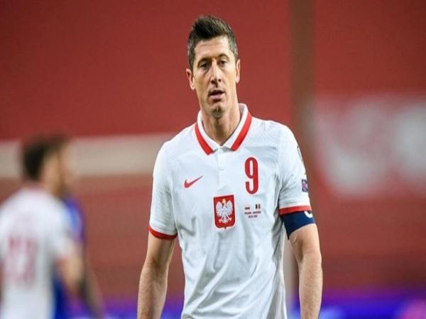 Bóng đá QT: Lewandowski trở lại đội tuyển Ba Lan