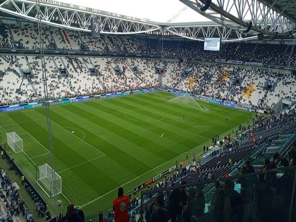 Kiến trúc và sức chứa của sân Juventus