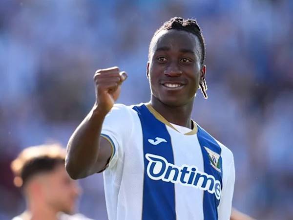 Tiềm năng vượt trội của Yan Diomande