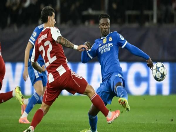 Tin Real Madrid: Hệ thống phòng ngự mong manh