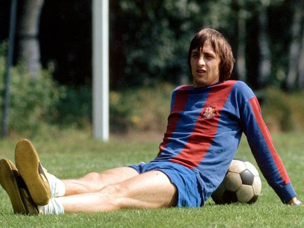 tiền vệ Barca huyền thoại tiền vệ Barca huyền thoại