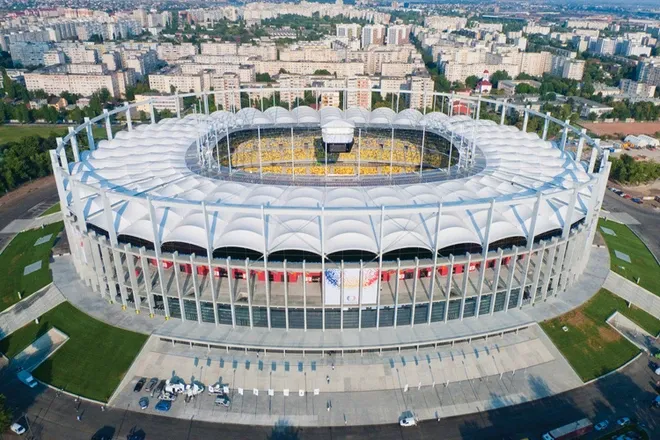 Lịch sử xây dựng và sức chứa của SVĐ Bucharest