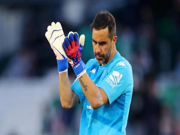Claudio Bravo – Thủ môn xuất sắc nhất lịch sử Chile