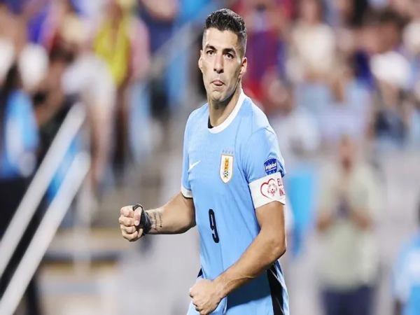 Top cầu thủ Uruguay từng khuynh đảo bóng đá Châu Âu